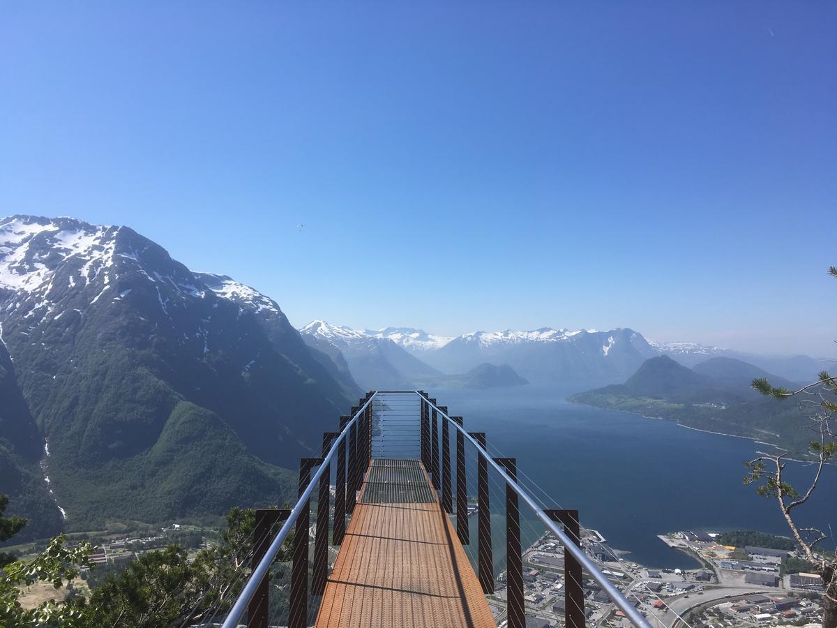 Vila Heinali Hytta Isfjorden Exteriér fotografie